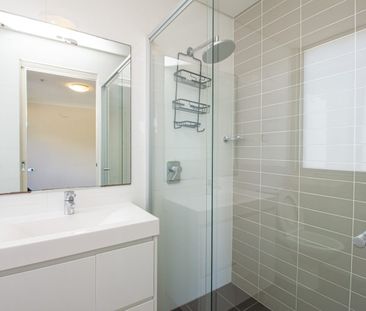 COMFORTABLE APARTMENT LIVING IN NORTH PARRAMATTA - Photo 6