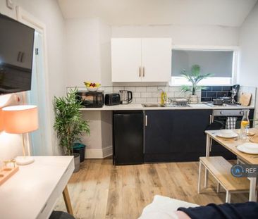 Studio to rent - Photo 4