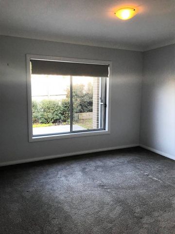 Modern Villa Available - Photo 5