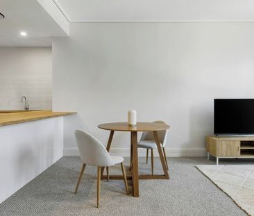 Stylish Furnished One-Bedroom in Prime City-Fringe Location - Photo 6