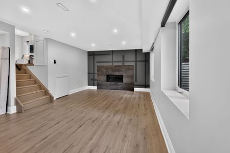For Lease - 6423 Dunray Crescent, Mississauga, Ontario - Photo 5