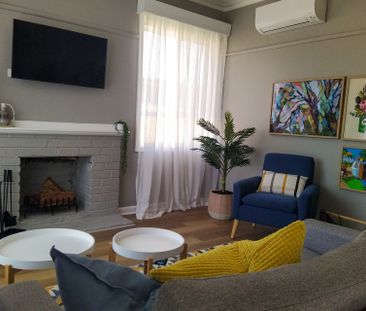 Furnished Studio Room $320 p/week - Bills Included - Photo 3