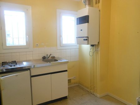 Location Appartement 2 pièces 40m² - Photo 3