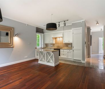 Funkcjonalny dom z furtką do Lasu Kabackiego - Zdjęcie 2