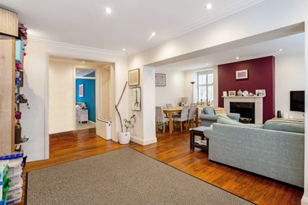 4 bedroom apartment to rent - Photo 2