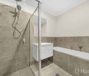 Dual Occupancy 4 Bedroom House - Photo 6