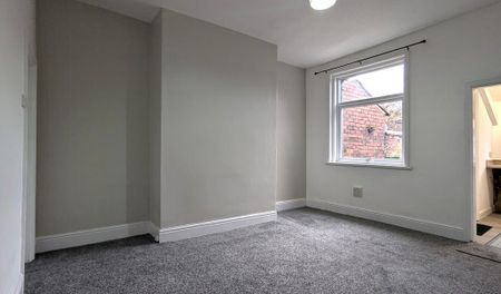 2 bedroom terraced house to rent - Photo 4