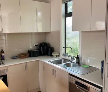 2/227 Albion Street, Brunswick, VIC 3056 - Photo 1