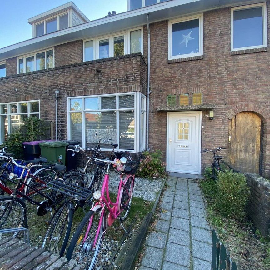 Bleeklaan, 104, Leeuwarden - Photo 1