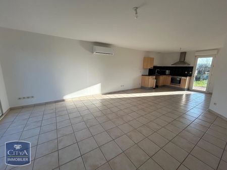 Location Maison 4 pièces 88m² TOURNUS 71700 - Photo 3