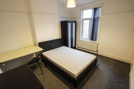 4 bedroom house to rent - Photo 4