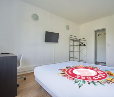 CLEMENCEAU Roommate 5 Bedrooms at Reims - Photo 1