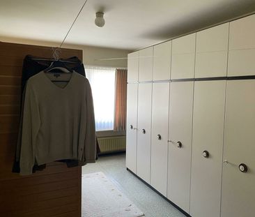 Zeer ruime woning met 4 à 5 slaapkamers in het centrum - Photo 3