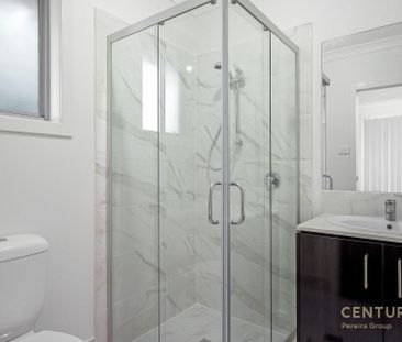 Family Home - Photo 4