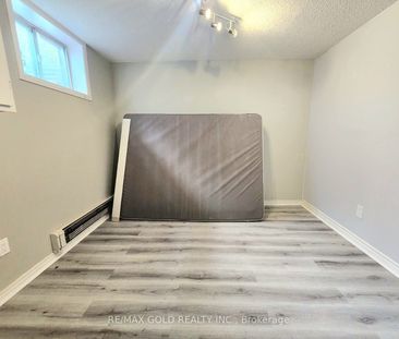 For Lease - 27 Heather Road, Hamilton, Ontario - Photo 2