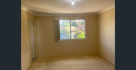 Contemporary Duplex in a Highly Sought-After Location - Photo 3