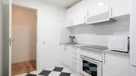 Double room in the heart of Barcelona - Photo 5