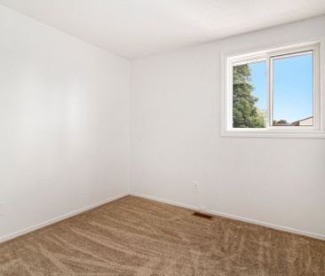 For Lease - 1444 Foxwell Street Unit# 18, Cyrville - Carson Grove -... - Photo 6