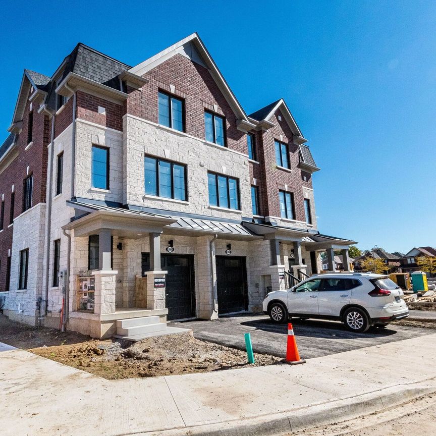 For Lease - 5966 Saigon Street, Mississauga, Ontario - Photo 1