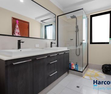 Relax, Entertain & Enjoy - The Perfect Home for Modern Living - Photo 4