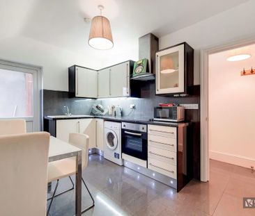 2 bedroom apartment to rent - Photo 5