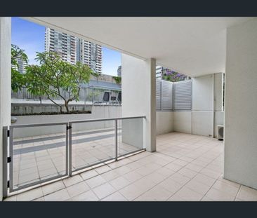 The Perfect Balance of Lifestyle, Location and Convenience - Photo 6