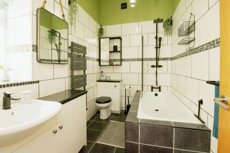 1 bedroom flat to rent - Photo 4