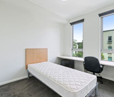 ONE BEDROOM FURNISHED APARTMENT - Photo 5
