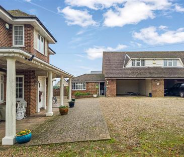 4 bedroom detached house to rent - Photo 4
