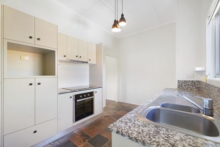 5/38 Imperial Parade, Labrador QLD 4215 - Apartment For Rent - $580 | Domain - Photo 3