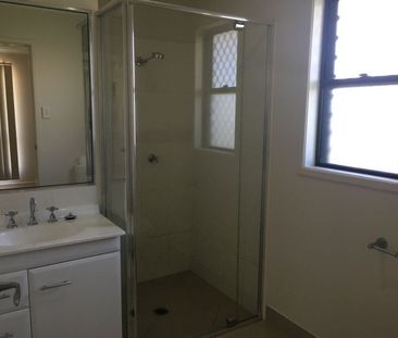 6 Brush Cherry Street, Mount Low QLD 4818 - House For Rent | Domain - Photo 4