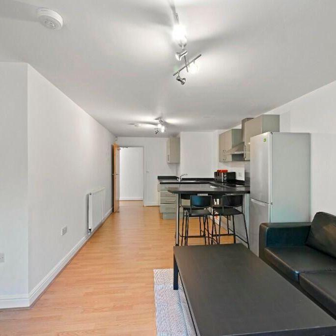3 bedroom flat to rent - Photo 1