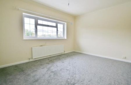 58 Snape Hill Crescent, S18 - Photo 3