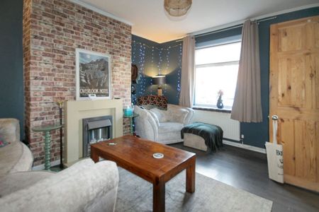 Mather Avenue, Weston Point, Runcorn, WA7 4JJ - Photo 3