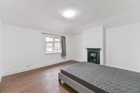 5 bedroom detached house to rent - Photo 5