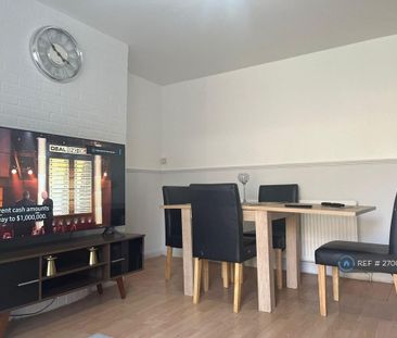 3 bedroom terraced house to rent - Photo 3