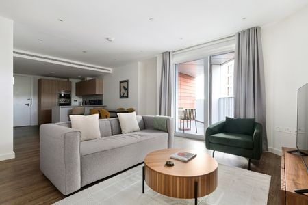 Bloom Nine Elms, Nine Elms Lane - Photo 3