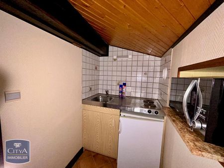 Location Appartement 1 pièce 18m² AGEN 47000 - Photo 3