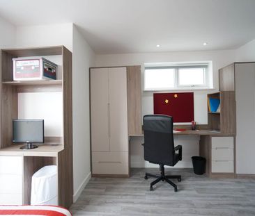 A2, 1 College Road - Photo 3