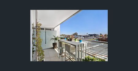 A modern home in the perfect location - Photo 3