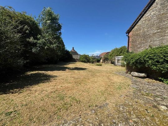 5 bedroom detached house to rent - Photo 1