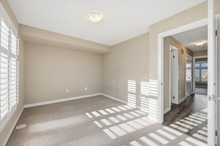 For Lease - 85 Esplanade Lane, Grimsby, Ontario - Photo 5