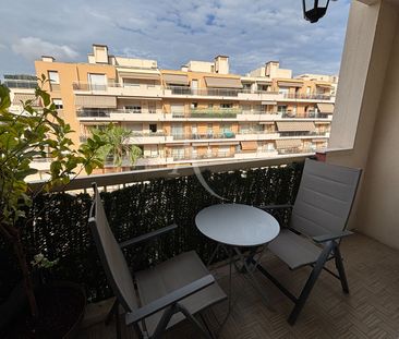 Location Appartement 3 pièces 53m² NICE 06100 - Photo 6