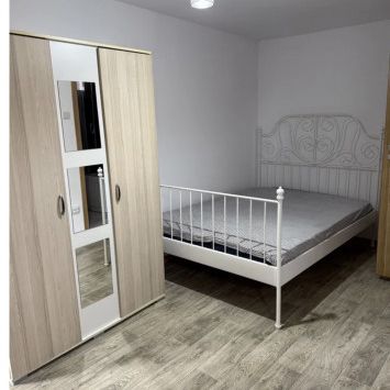 Aparatorii patriei comisani vila etaj 1 - Fotografie 1