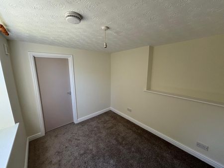 Evesham Road, Astwood Bank, Redditch - Photo 3