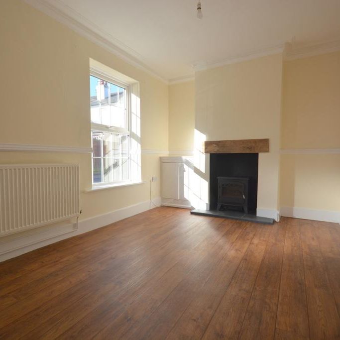2 bedroom terraced house to rent - Photo 1