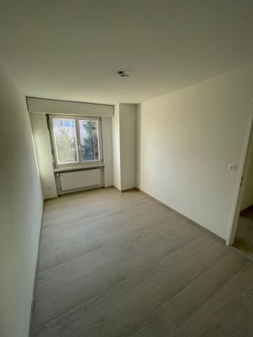 "Erstvermietung nach Sanierung, 4-ZW mit zwei Balkonen und eigener Waschmaschine" - Photo 4