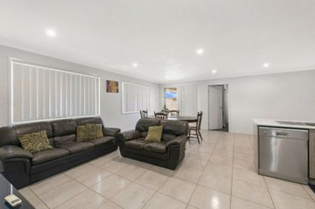 MODERN 4-BEDROOM UNIT IN PEACEFUL KALKIE - Photo 4