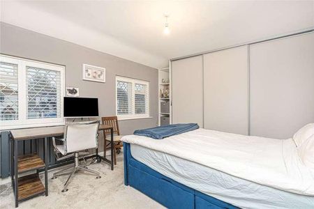 Normanhurst Road, Walton-on-thames, Surrey, KT12 - Photo 2