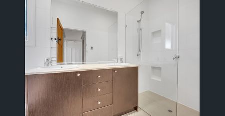 149 Elm Street, Northcote, Vic 3070 - Photo 2